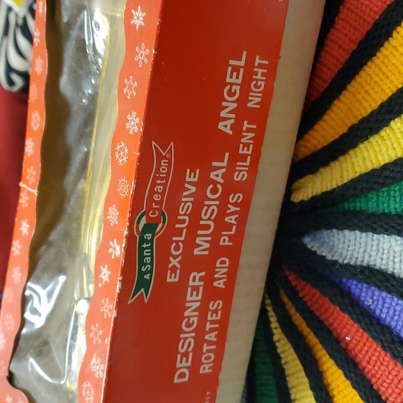 Vintage a Santa creation musical angel - Picture 8 of 8